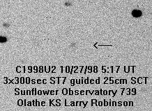 Comet C1998U2 - CCD image cokpyright by Larry Robinson, Olather, KS 1/27/98